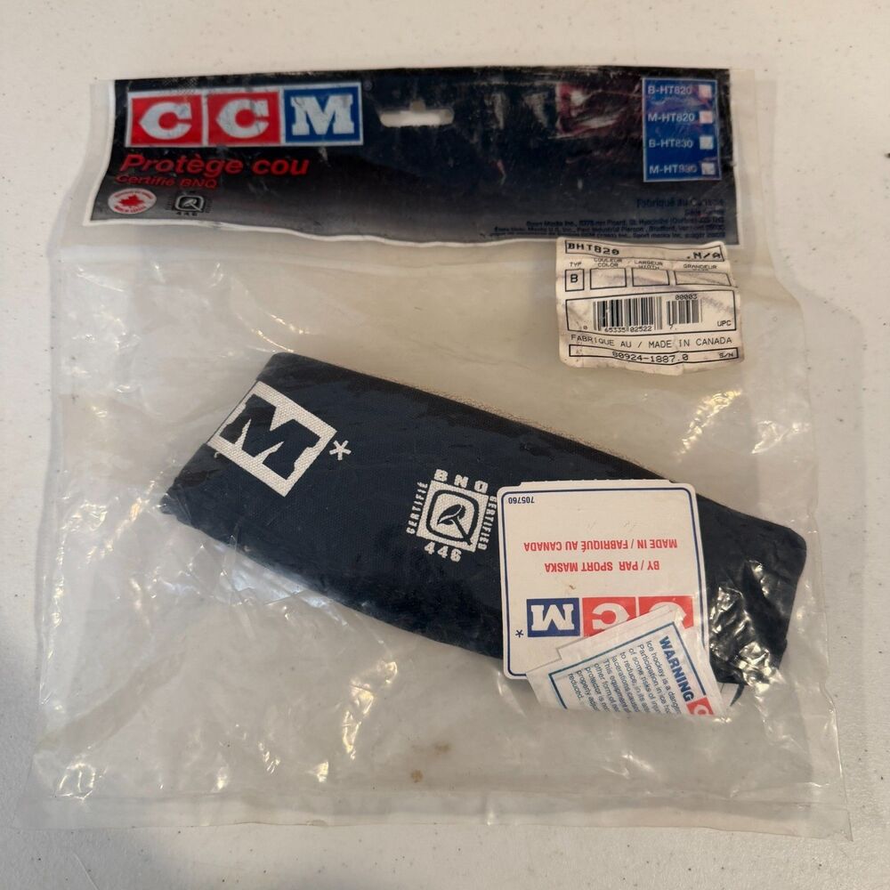 CCM Hockey Neck Guard Protector HT820 BNQ Certified Black NOS Canada